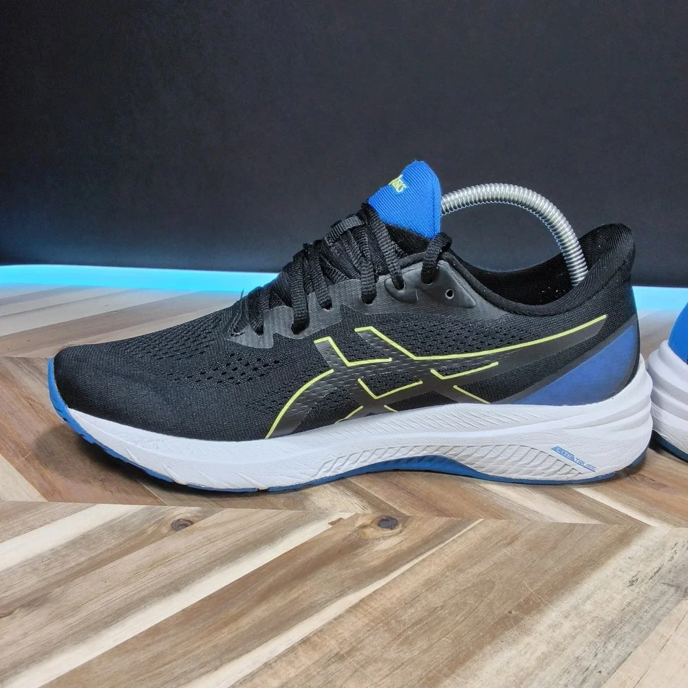 Asics pre owned